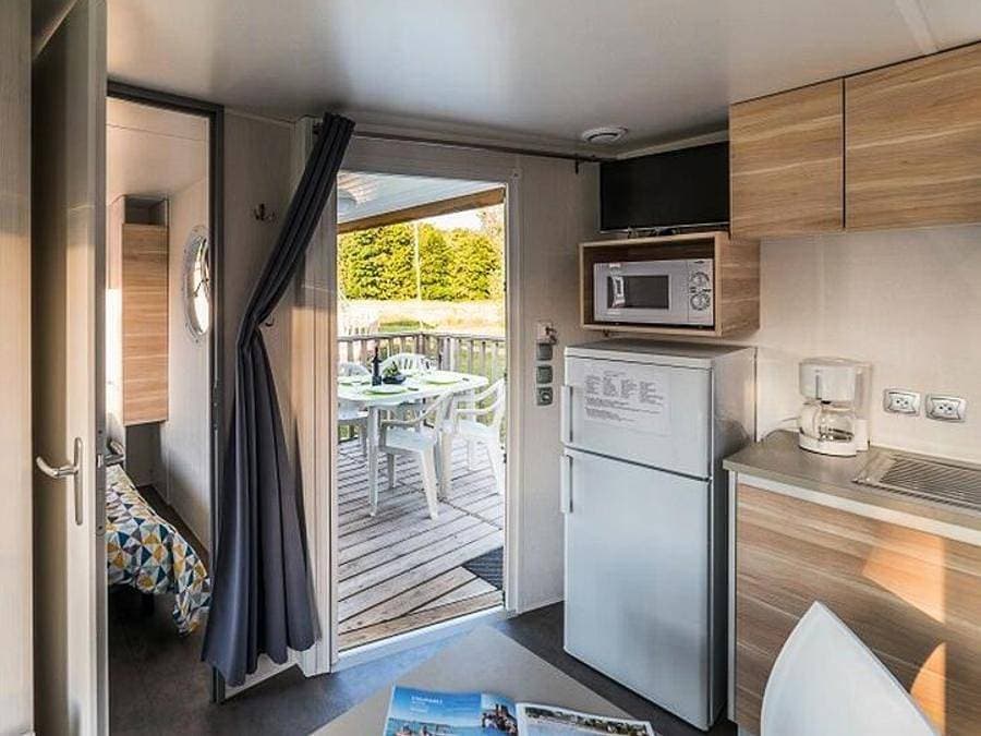 Foto 6 von 58: Camping Le Domaine de Mesqueau - Mobilheim 4 personen - Simply – 2 Schlafzimmer, 4 Personen