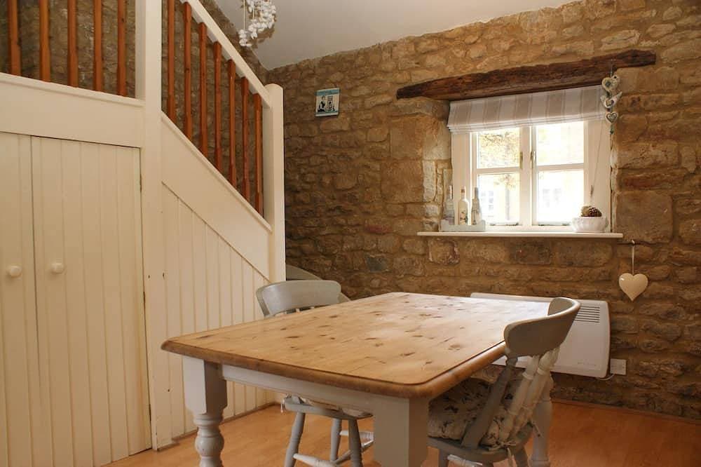 Foto 10 von 12: Cosy Period Cottage im unberührten Dorf am Rande der Cotswolds