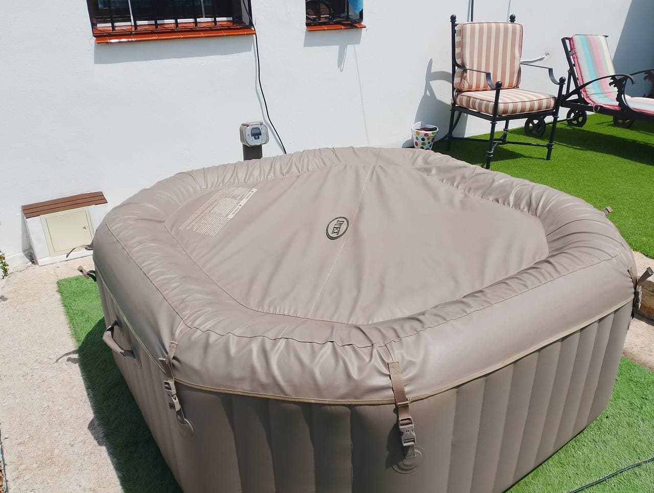 Foto 10 von 24: 'Casa Rural Cuesta Málaga' mit Bergblick, privatem Pool und Klimaanlage