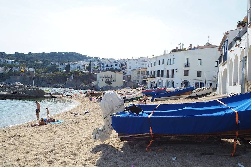 Foto 13 von 17: Apartment with terrace, swimming pool and private parking on the Costa Brava