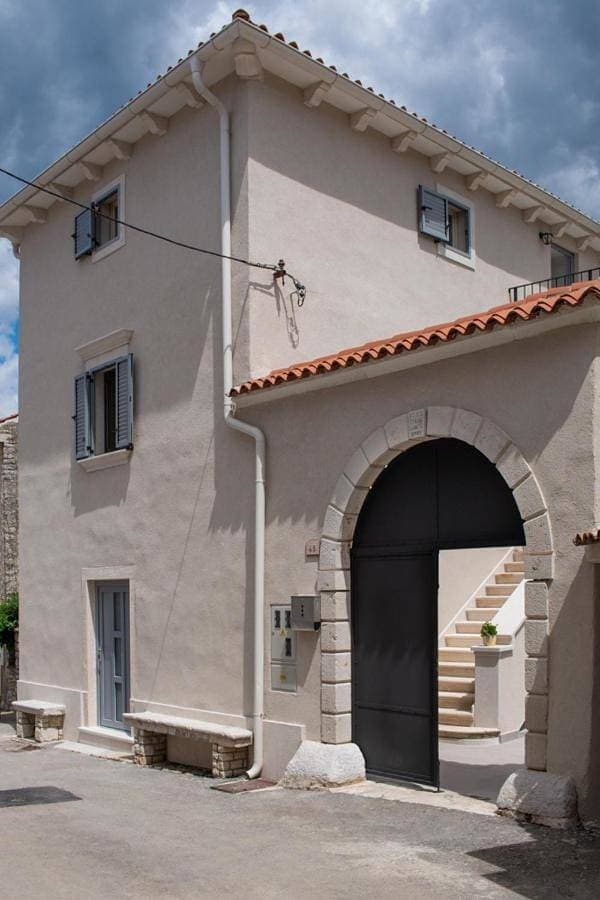 Moderno 3 Casa Vecchia 1