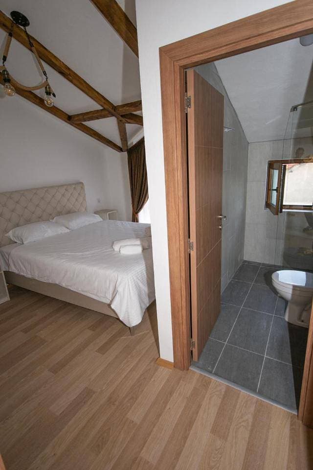 Foto 9 von 9: Double Room with Garden View