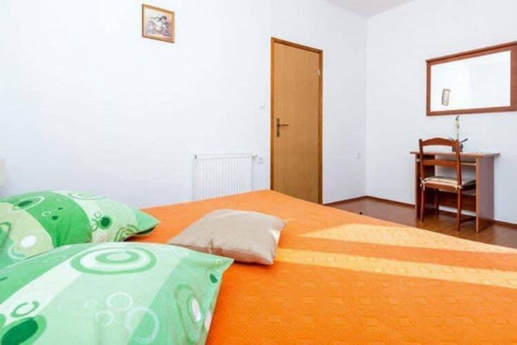 Foto 12 von 29: Guest House Fontana - Standard One Bedroom Apartment with Balcony and Sea View