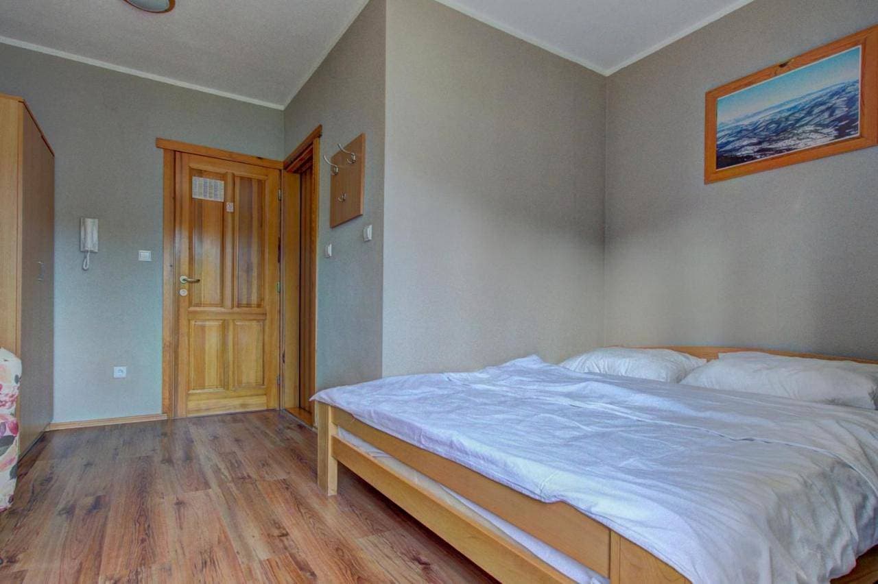 Foto 5 von 9: Double Room