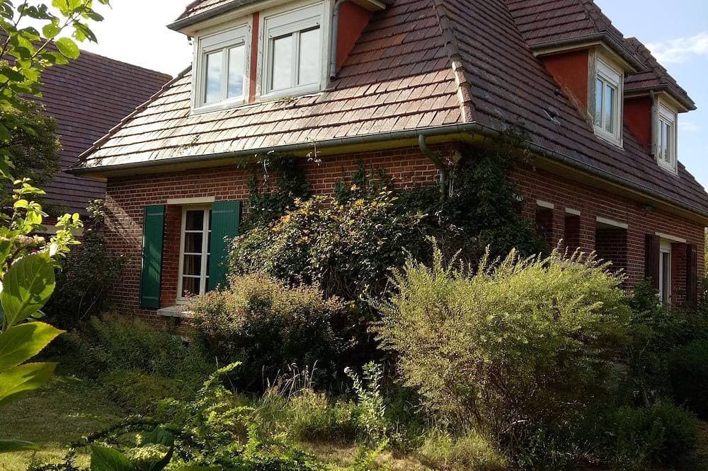 Übernachten Sie im Cottage L'Escale Wilde am Meer im Herzen eines charmanten Dorfes 1