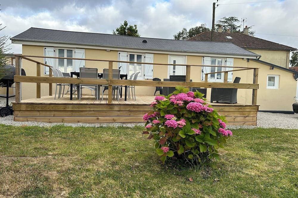 Charming little house in the countryside, 15 minutes from the D-Day landing beaches. 1