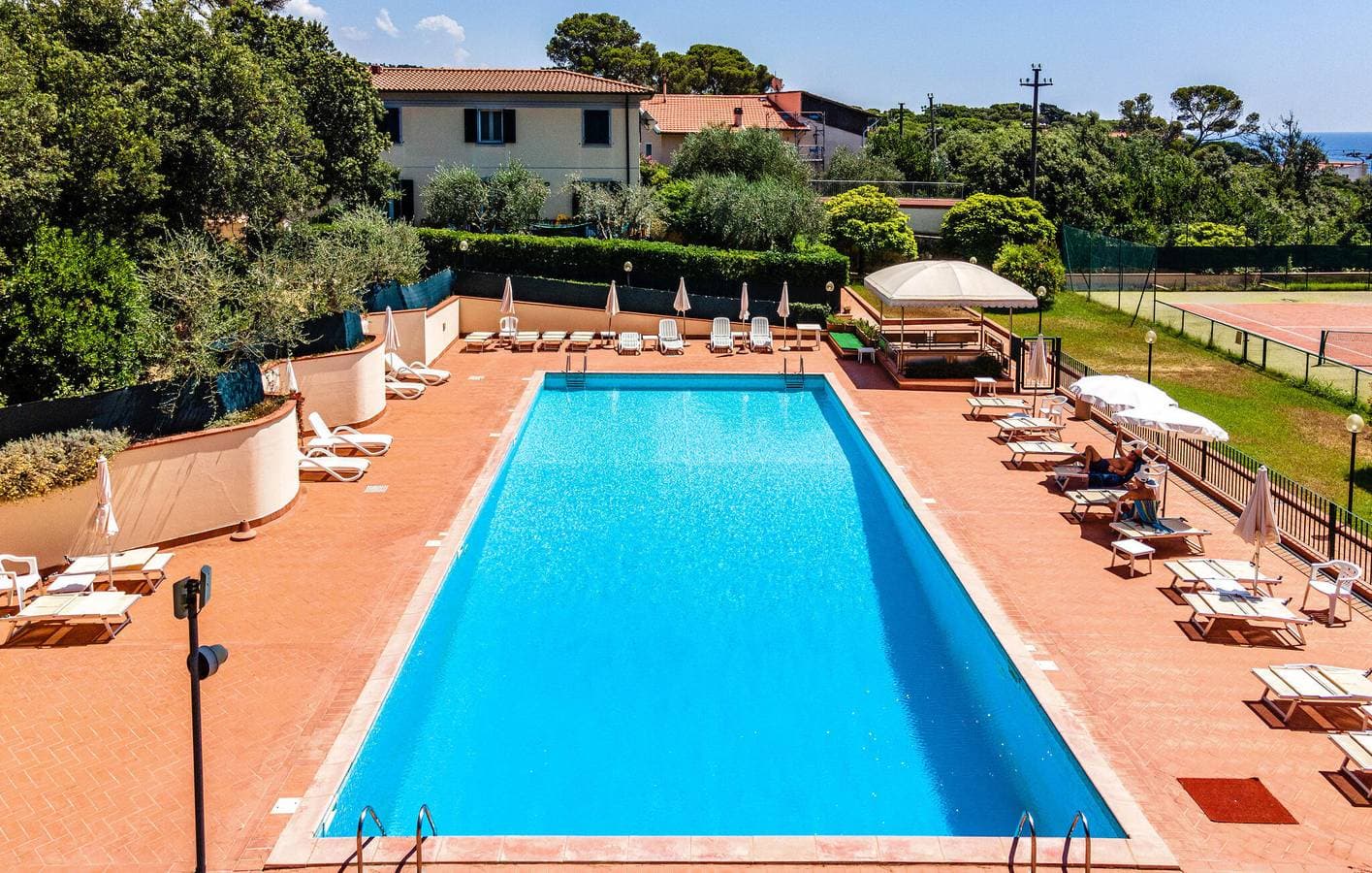 Foto 13 von 32: Pristine Apartment mit Pool, Parkplatz & WiFi - 900m vom Strand & 400m vom Restaurant
