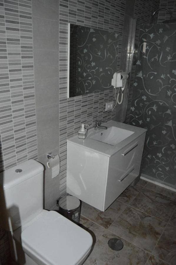 Foto 5 von 16: One-Bedroom Apartment