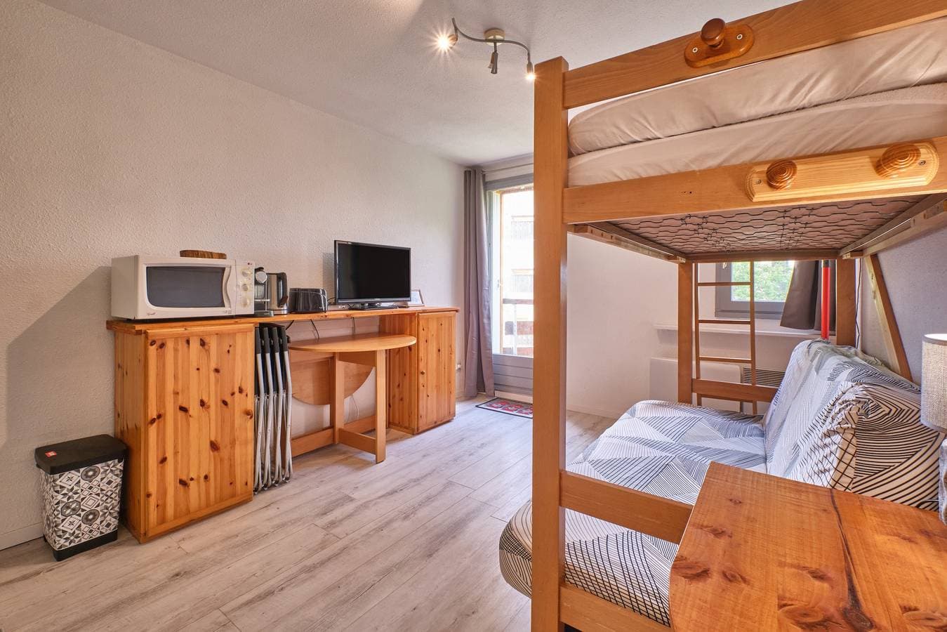 Foto 4 von 20: Appartement 'Prapoutel Pied Des Pistes' mit Bergblick und Balkon
