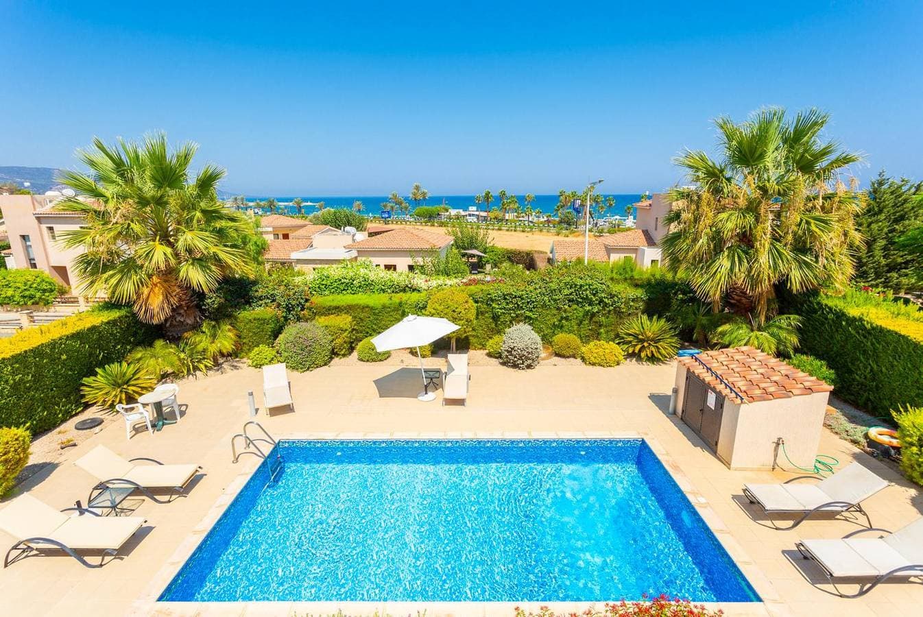 Foto 4 von 38: Villa für 6 Personen mit Garten