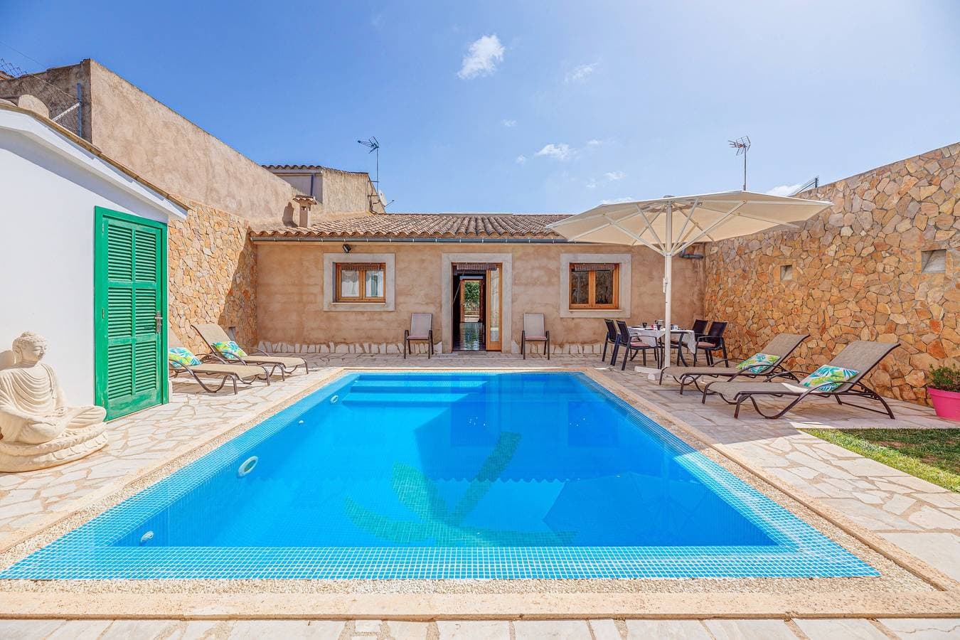Foto 3 von 25: Las Vias – Ferienhaus auf Mallorca mit privatem Pool und Patio