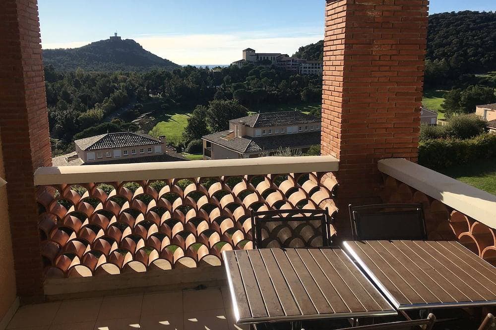 Foto 10 von 11: Cap Esterel Dans Village Club, P2 vue sur Golf et mer