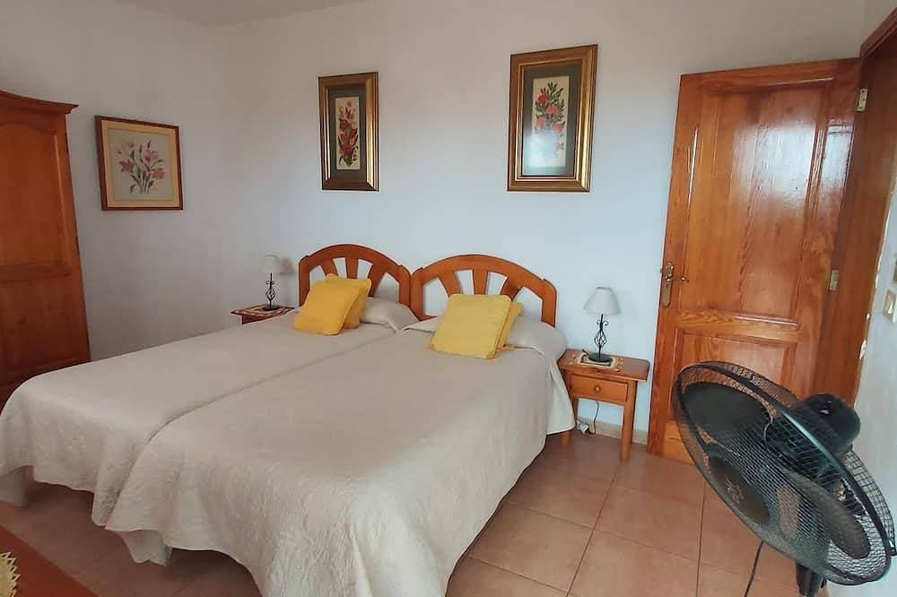Foto 3 von 30: Kleines Haus mit Pool auf La Palma
