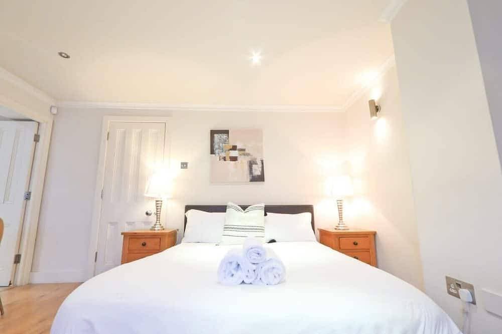 Foto 4 von 12: Modern Studio in Desirable Clifton Area
