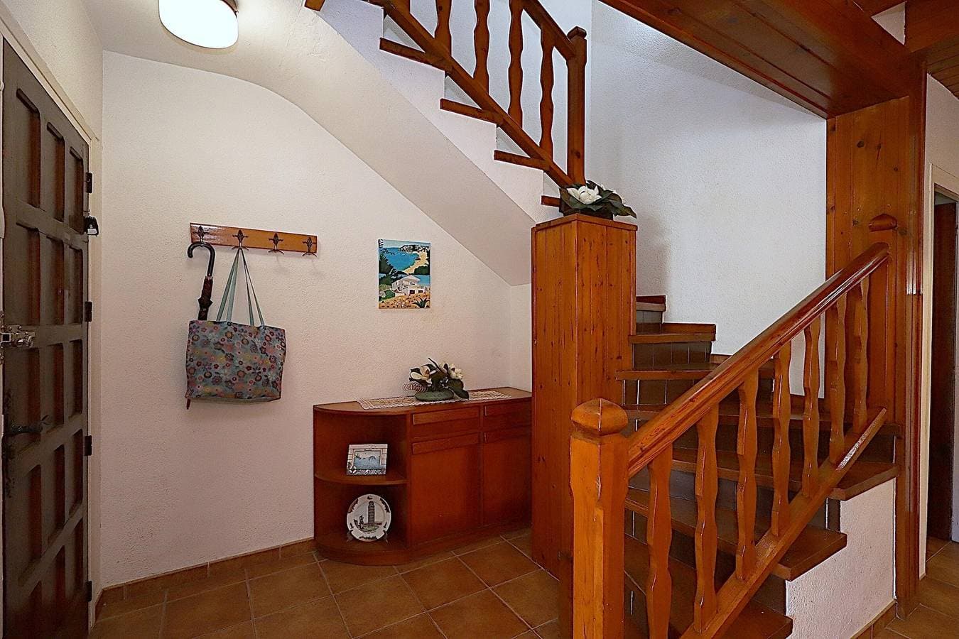 Foto 12 von 39: Villa Isamar – Villa mit privatem Pool für 6 Personen, nur 200 Meter vom Strand Canyelles entfernt