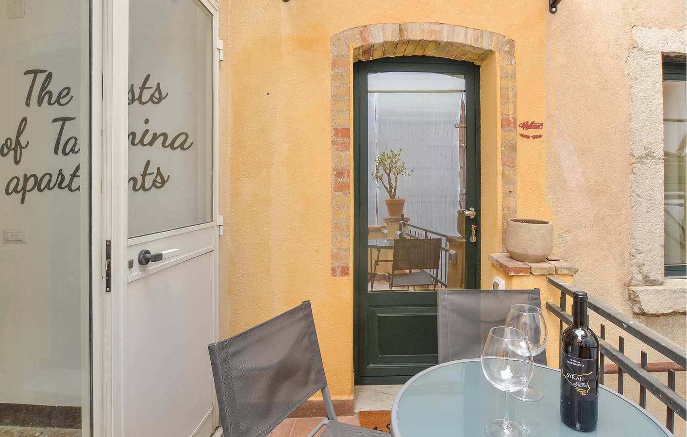 Gemütliches Strandapartment mit AC und WiFi - 1km zum Strand 1