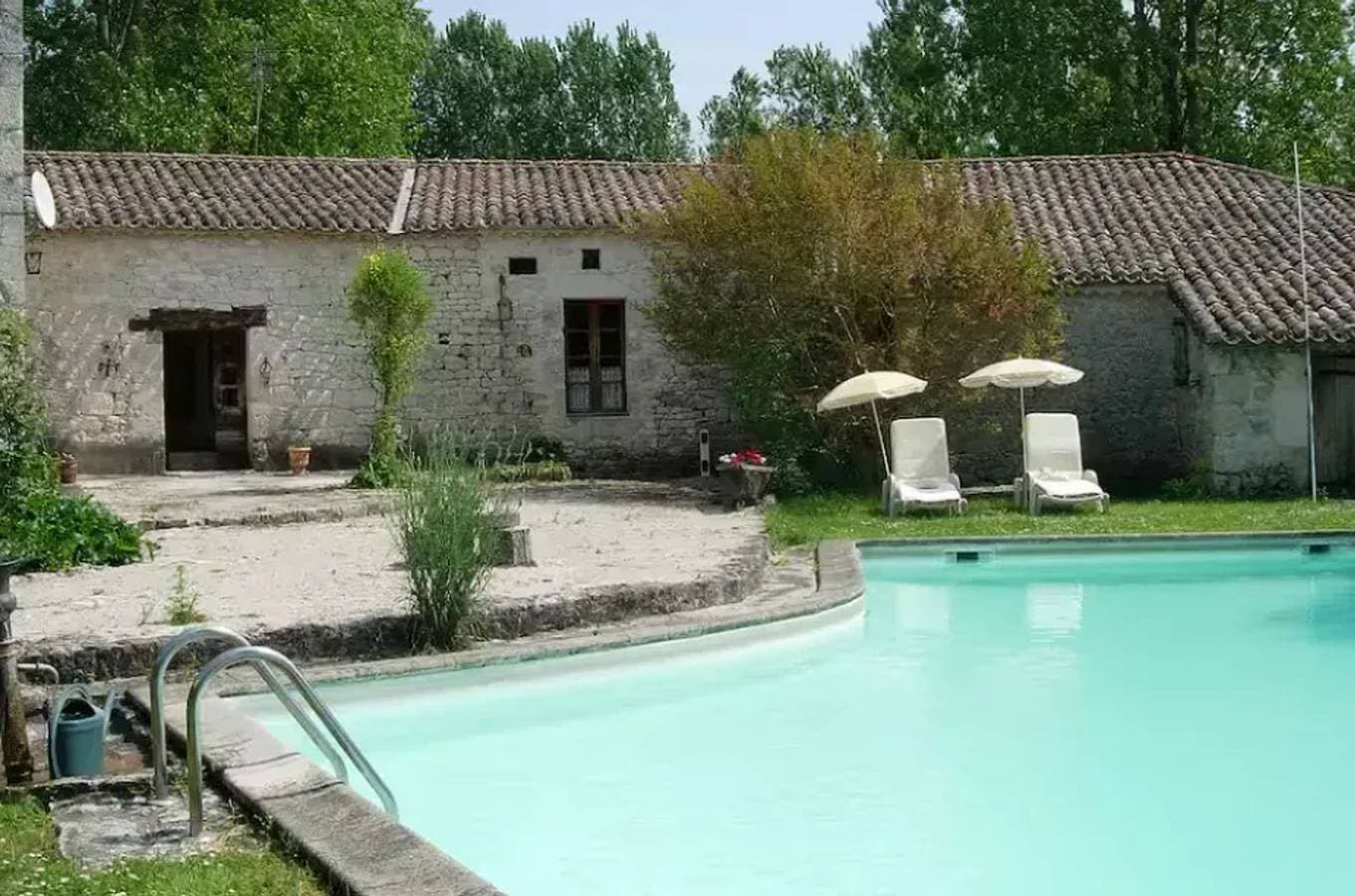 Foto 12 von 19: Charmantes Haus mit Gemeinschaftspool in Montaigu-de-Quercy