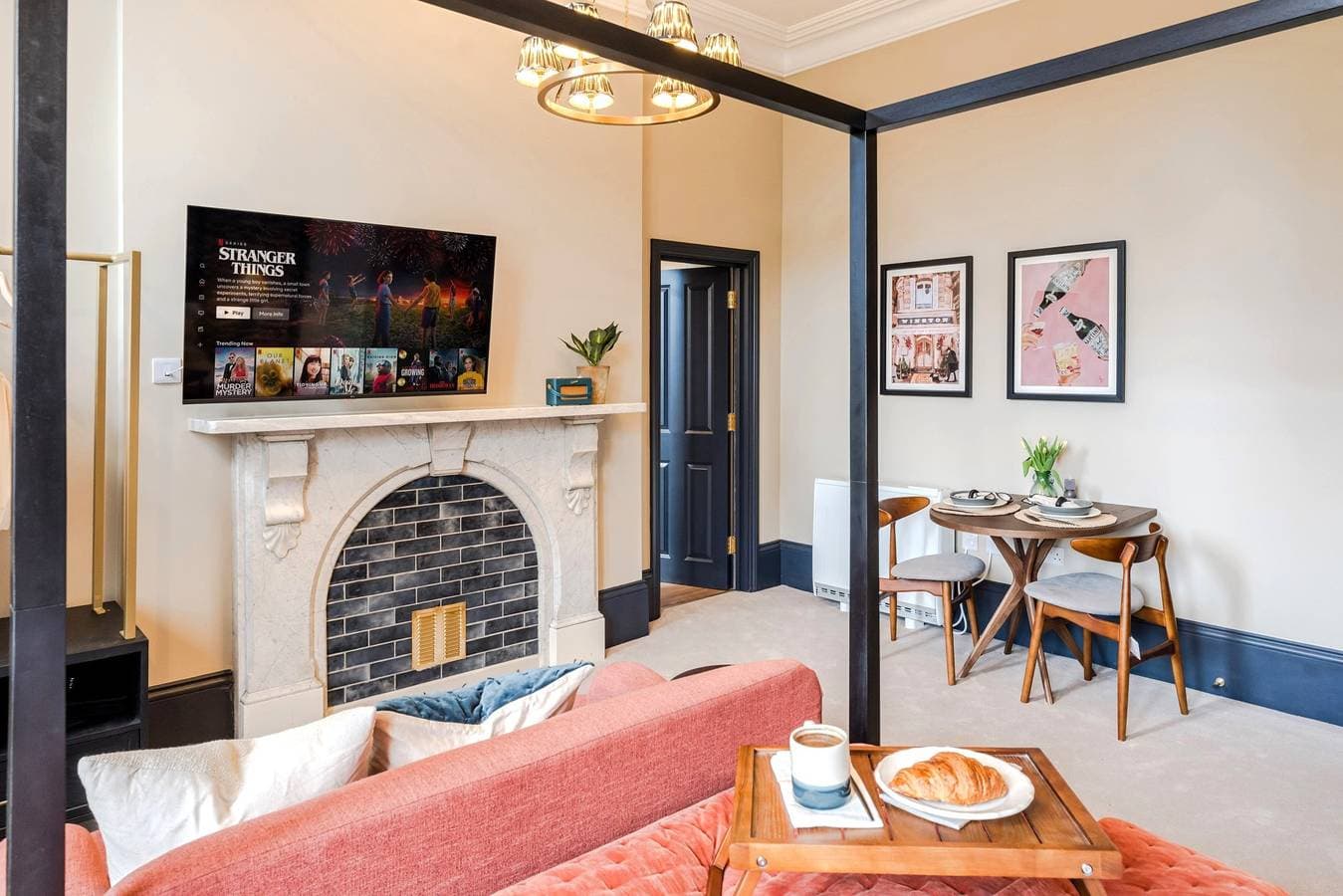 Foto 9 von 11: Your Apartment | Bristol Pembroke House | Deluxe Studio with Separate Kitchen