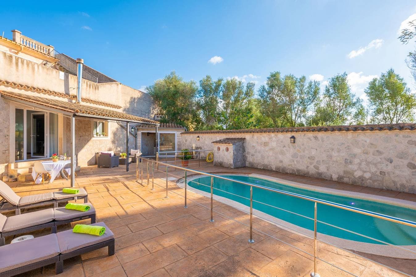 Foto 3 von 41: Villalonga - Schöne Villa mit privatem Pool und kostenloses WLAN