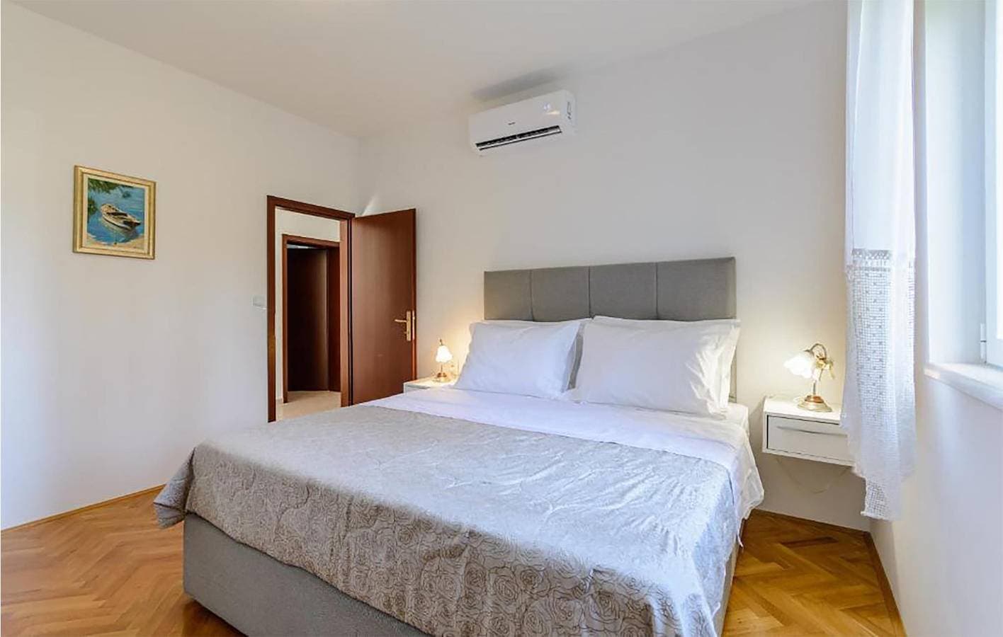 Foto 11 von 22: Gemütliche 1-Zimmer-Wohnung mit Terrasse, 100 m vom Strand entfernt, kostenloses WLAN und Parkplatz