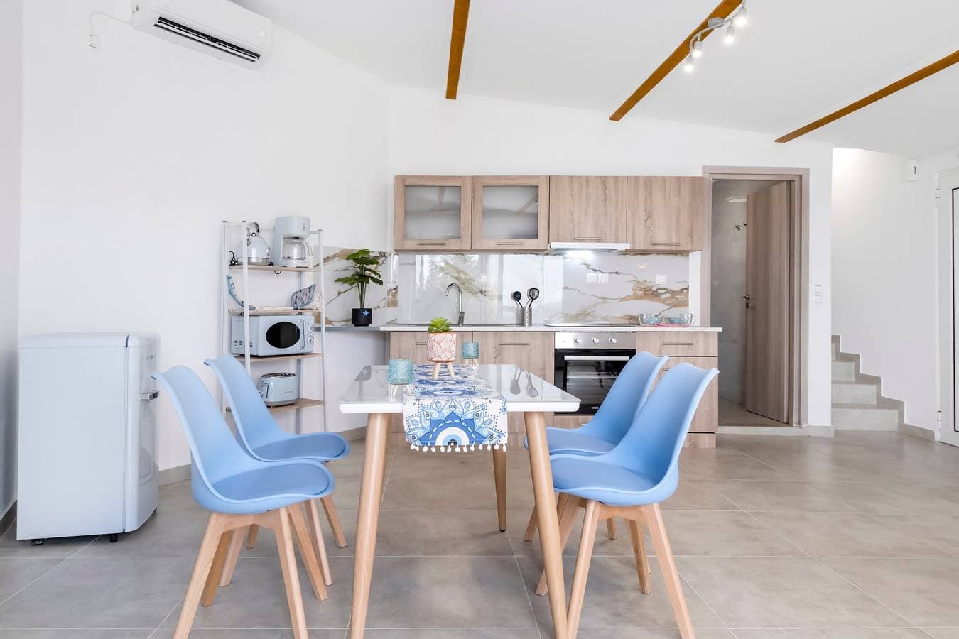 Foto 7 von 22: Ferienwohnung "Skorpios View" mit Meerblick, privater Terrasse und WLAN