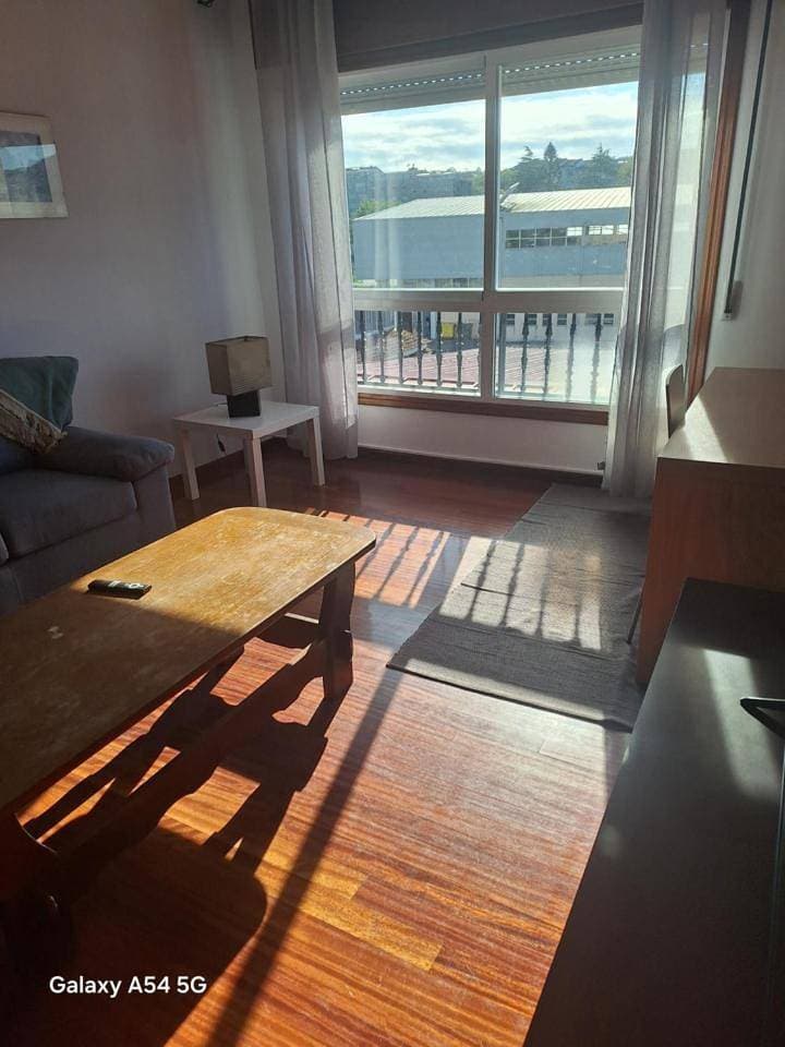 Foto 9 von 15: Two-Bedroom Apartment
