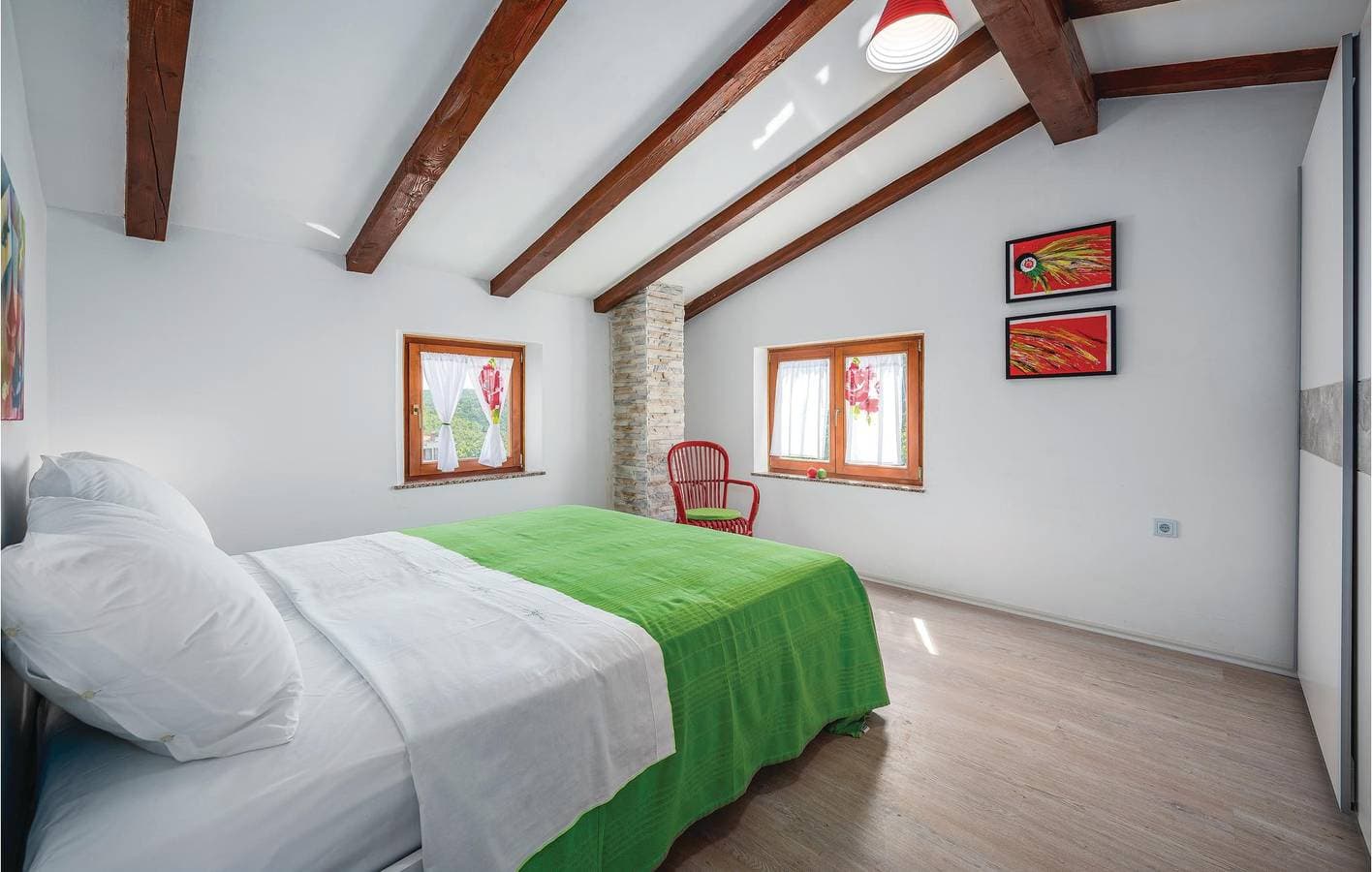 Foto 10 von 23: Gemütliche 2-Zimmer-Wohnung mit Pool, WLAN und in der Nähe des Stadtzentrums