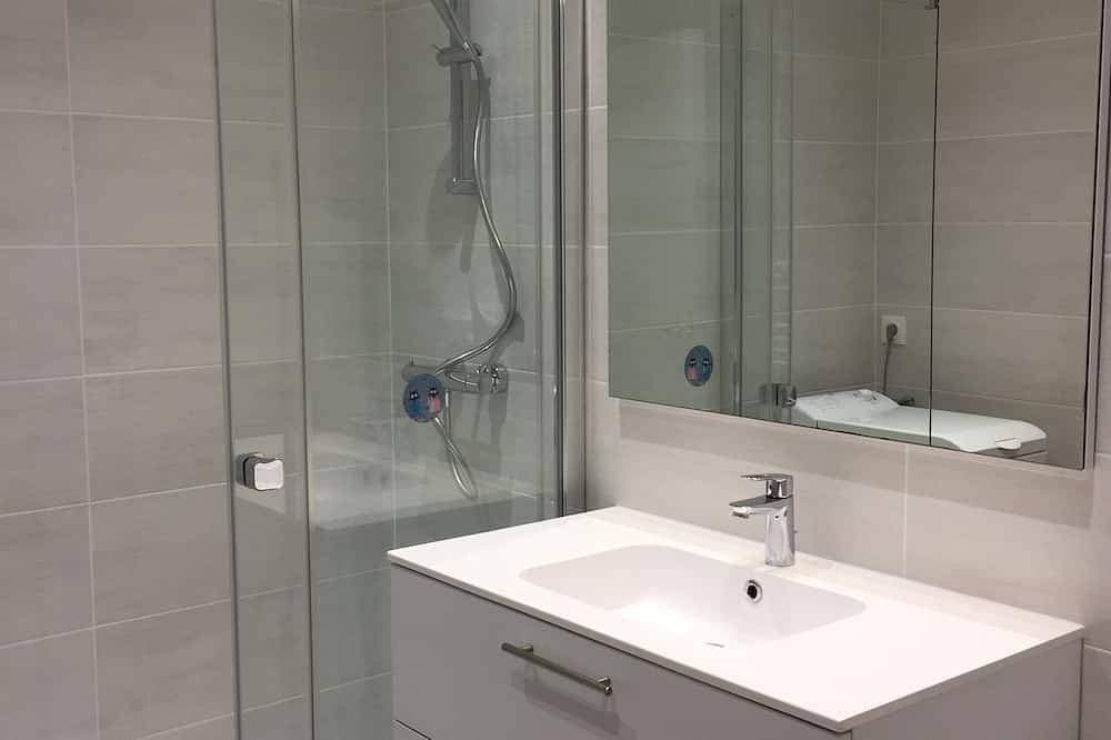 Foto 6 von 30: Ruhiges, helles, renoviertes Apartment mit Panoramablick auf das Meer am Strand von Trestraou