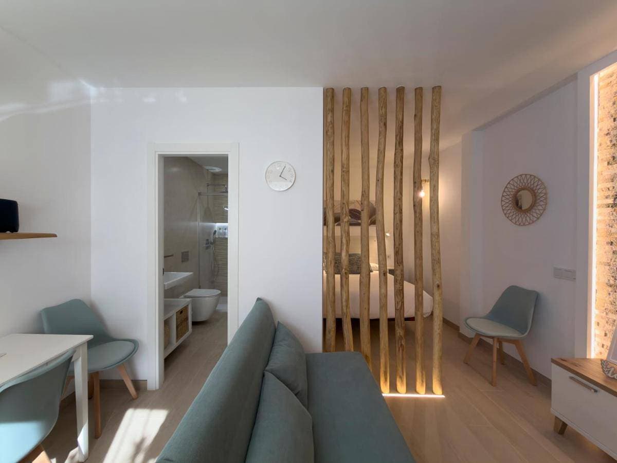 Foto 5 von 32: One-bedroom Loft Apartment
