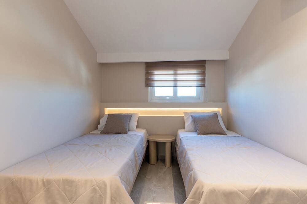 Foto 4 von 30: Penthouse Villa by Acapulco Marinos - 3 bedroom 2 bathroom penthouse villa