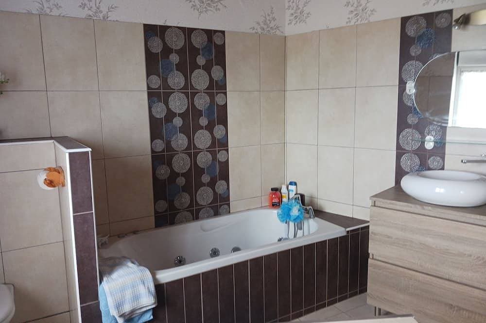 Foto 4 von 12: Seaside gite for 6 people, pets welcome.