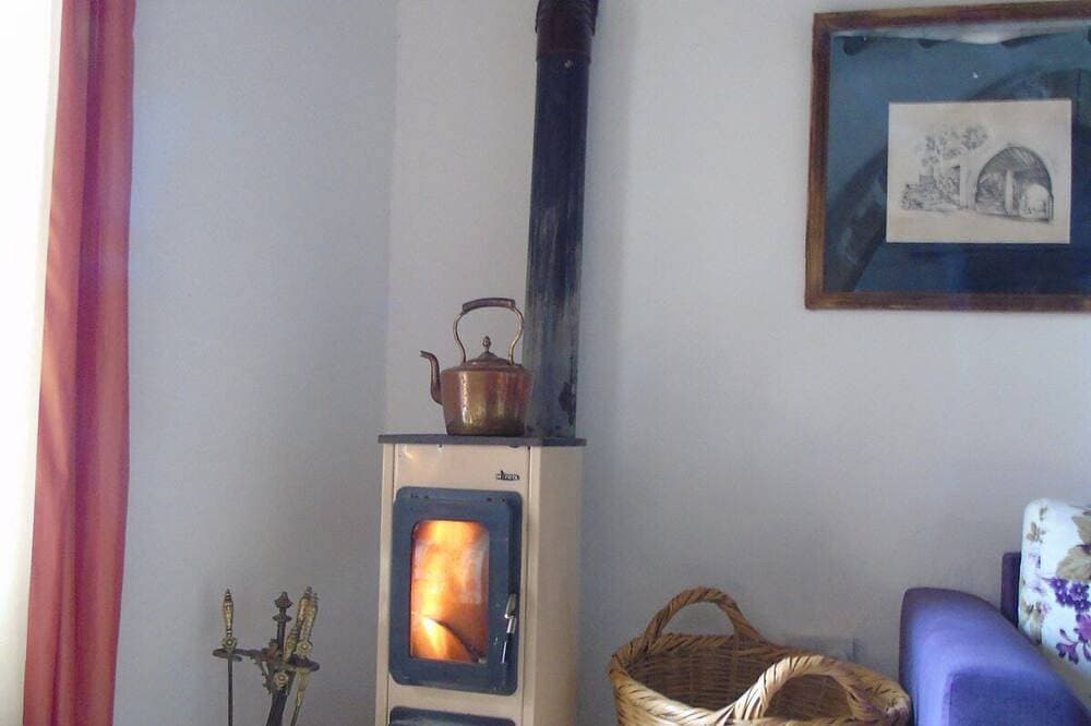 Foto 11 von 22: Charmantes Cottage mit 2 Schlafzimmern im Herzen des Dorfes Karmi