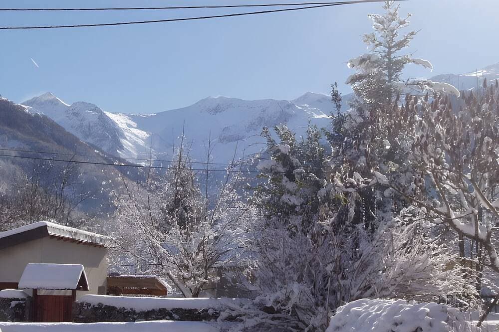 Foto 8 von 16: Gîte Pyrénées Ariège Ustou – Erholung im Naturpark, Blick auf die Berge, 4 Personen
