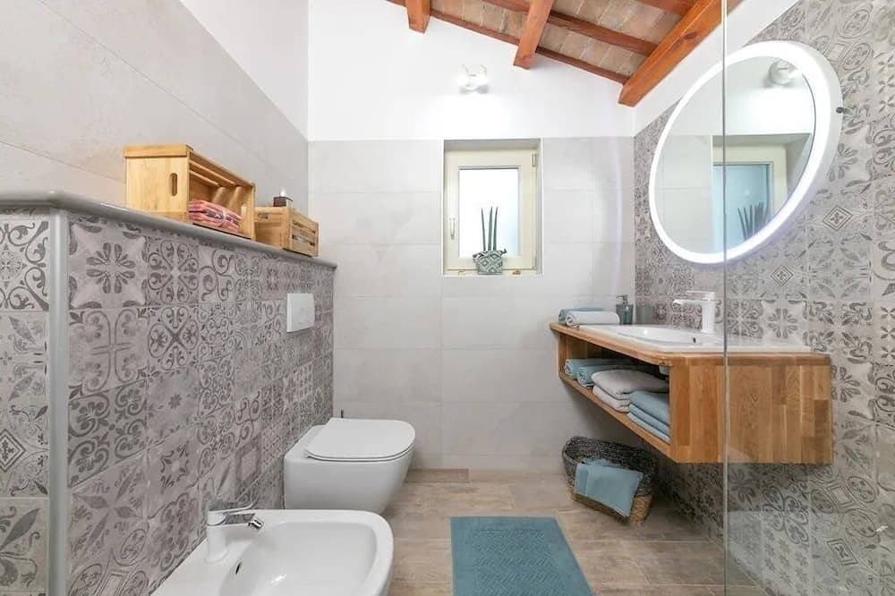 Foto 4 von 20: Villa Lulu with heated pool, sauna and hot tub