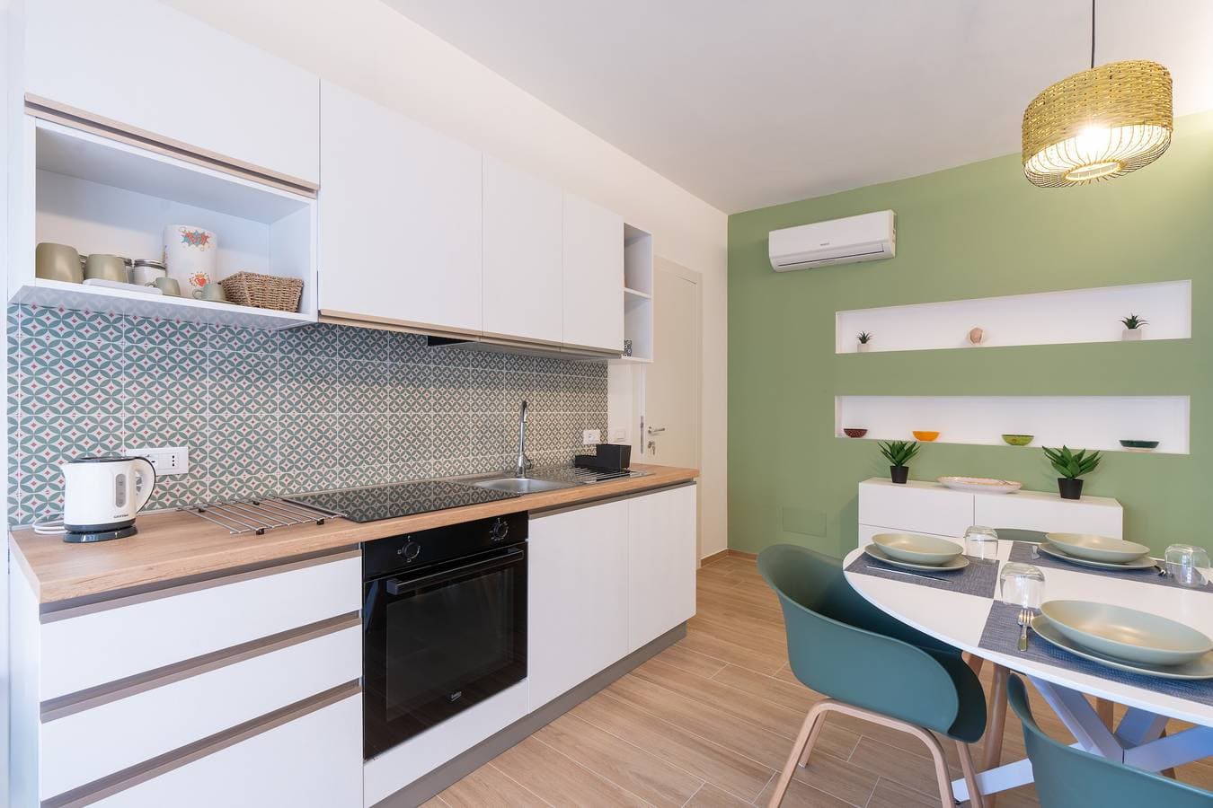 Foto 10 von 23: Apartment 'Capitan Trinchetto Agave' mit Bergblick, privater Terrasse und WLAN