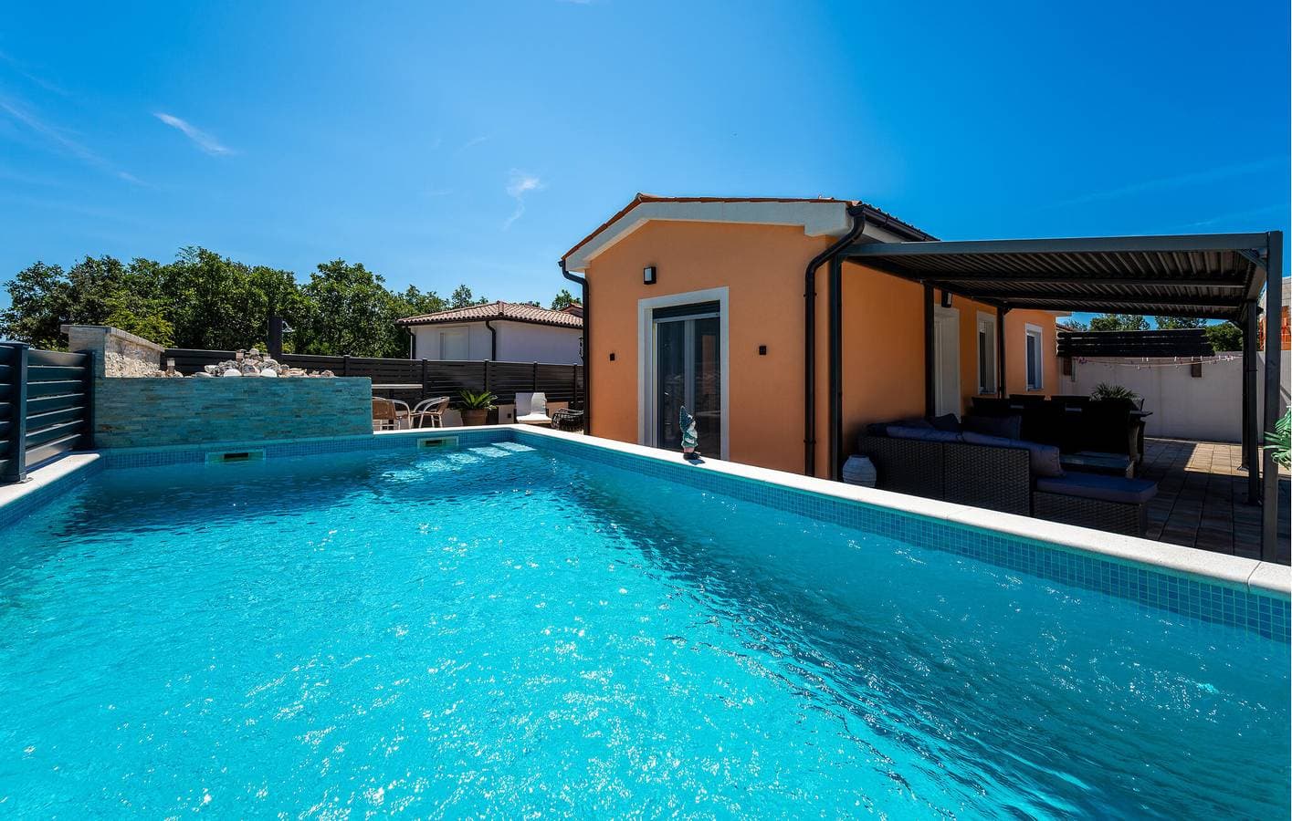 Foto 9 von 33: Gemütliche 1-Zimmer-Wohnung mit Pool, 1 km vom FKK-Strand entfernt