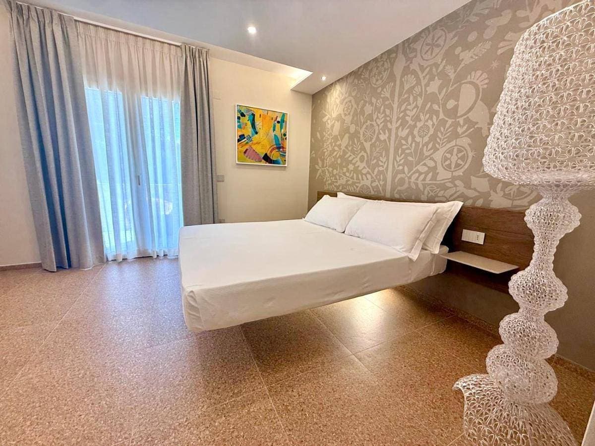 MIRARI Design Rooms 1