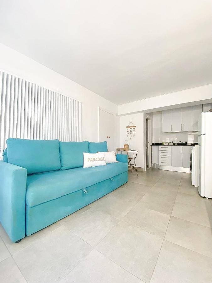 Cozy and renovated apartment 350m from Salou beach 1