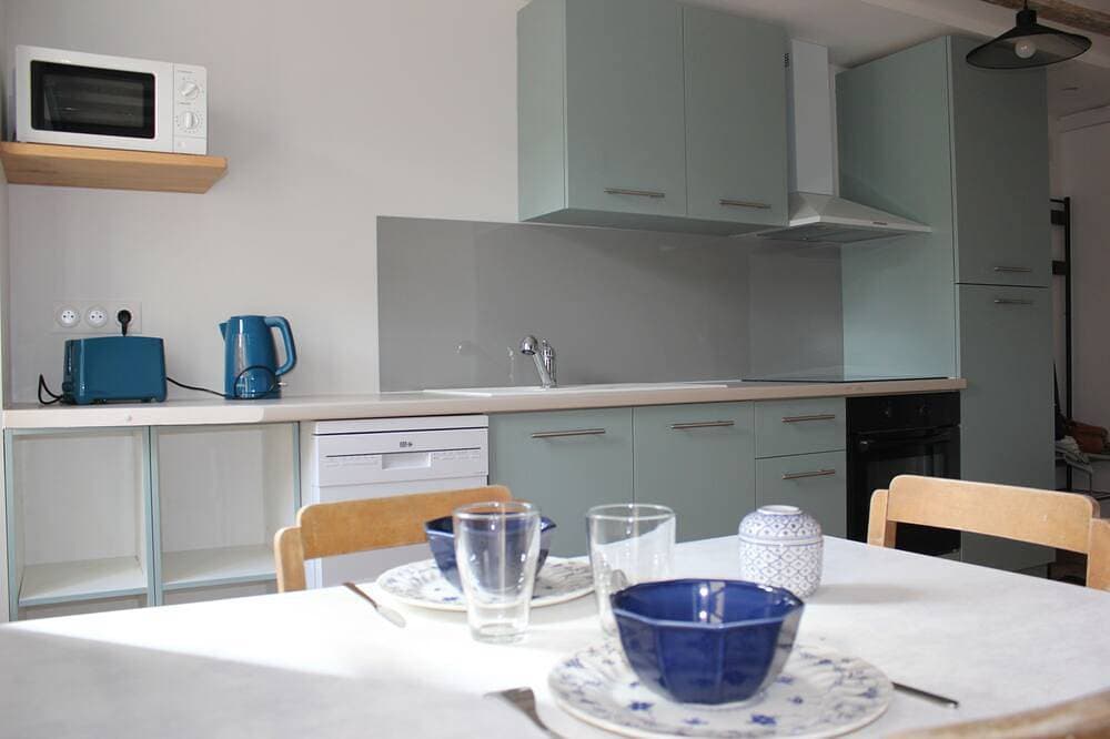 Charming apartment ideally located 1
