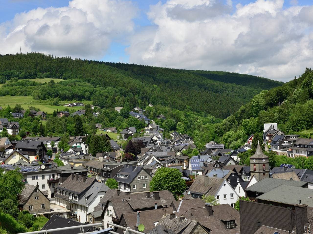 Foto 10 von 28: Wohnung mit Balkon und toller Aussicht