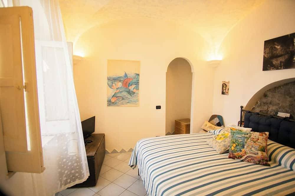 Foto 3 von 26: Gemütliches Ferienhaus am Meer. 2 Pax, in einer natürlichen Klippe