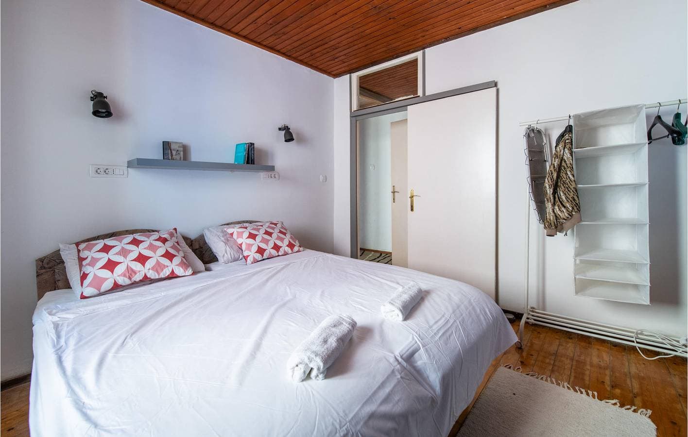 Foto 10 von 33: Gemütliche 1-Zimmer-Wohnung in der Nähe der Küste und des Stadtzentrums mit Terrasse und Parkplatz