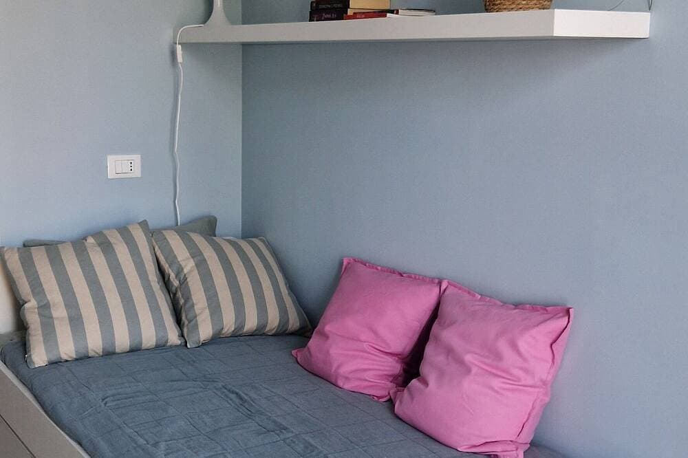 Foto 4 von 30: Enrica apartment, elegant, near the lake historic center free parking