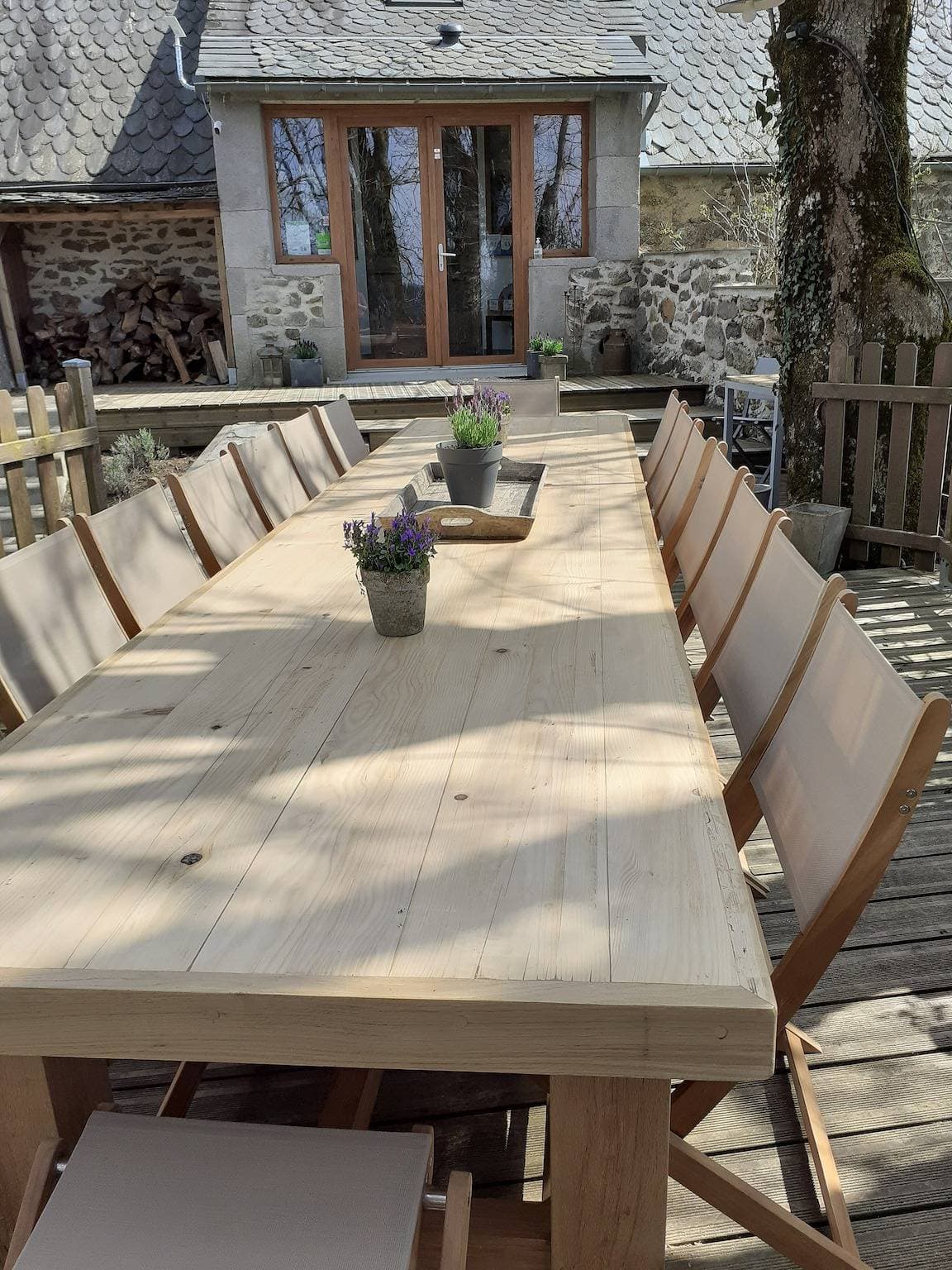 Foto 6 von 12: Gästezimmer „La Trouverie - Zimmer 3“ mit Terrasse, Gemeinschaftsgarten und WLAN