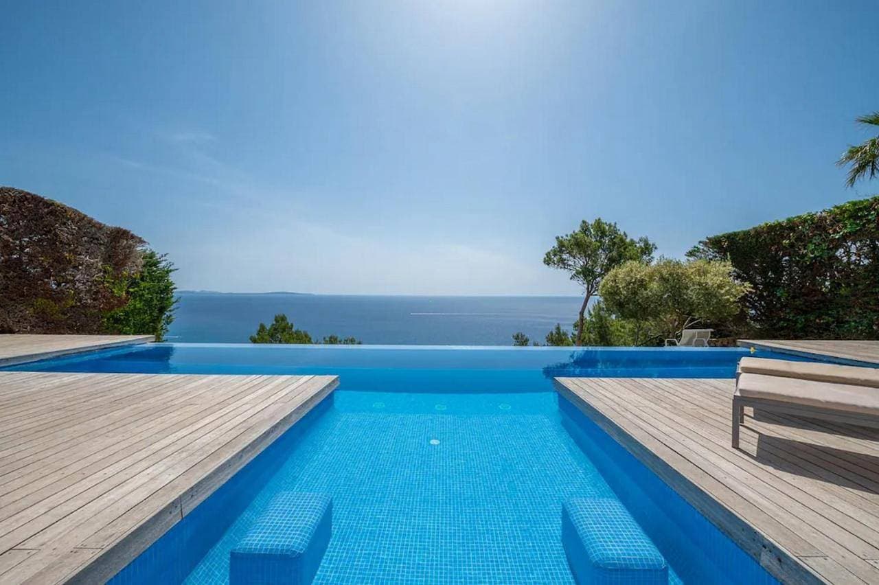 pool villa in Llucmajor 1
