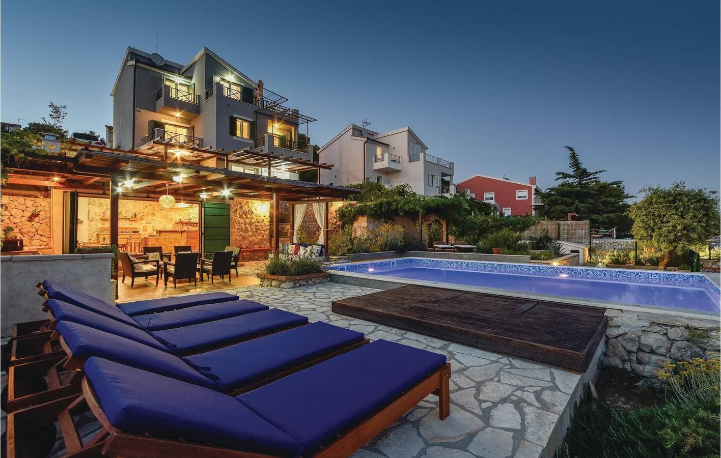 Foto 7 von 53: Charmante 2-Zimmer-Wohnung mit Pool, Terrasse und WLAN in der Nähe der Küste von Kanica