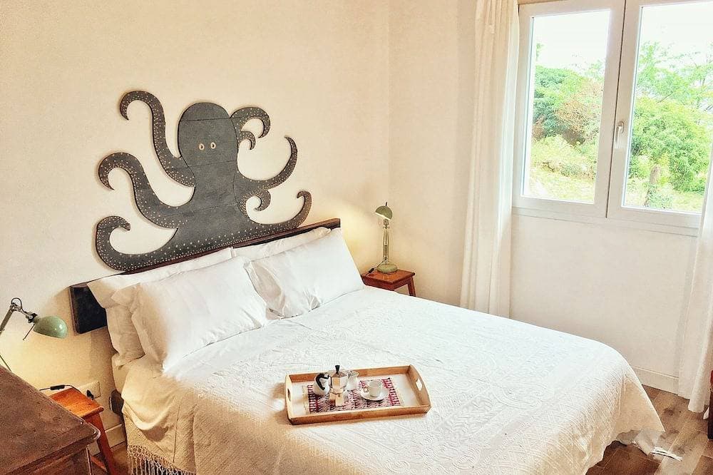 Foto 2 von 30: Octo-Bücherregal, Rückzugsort, Bio, Design, Entspannung.