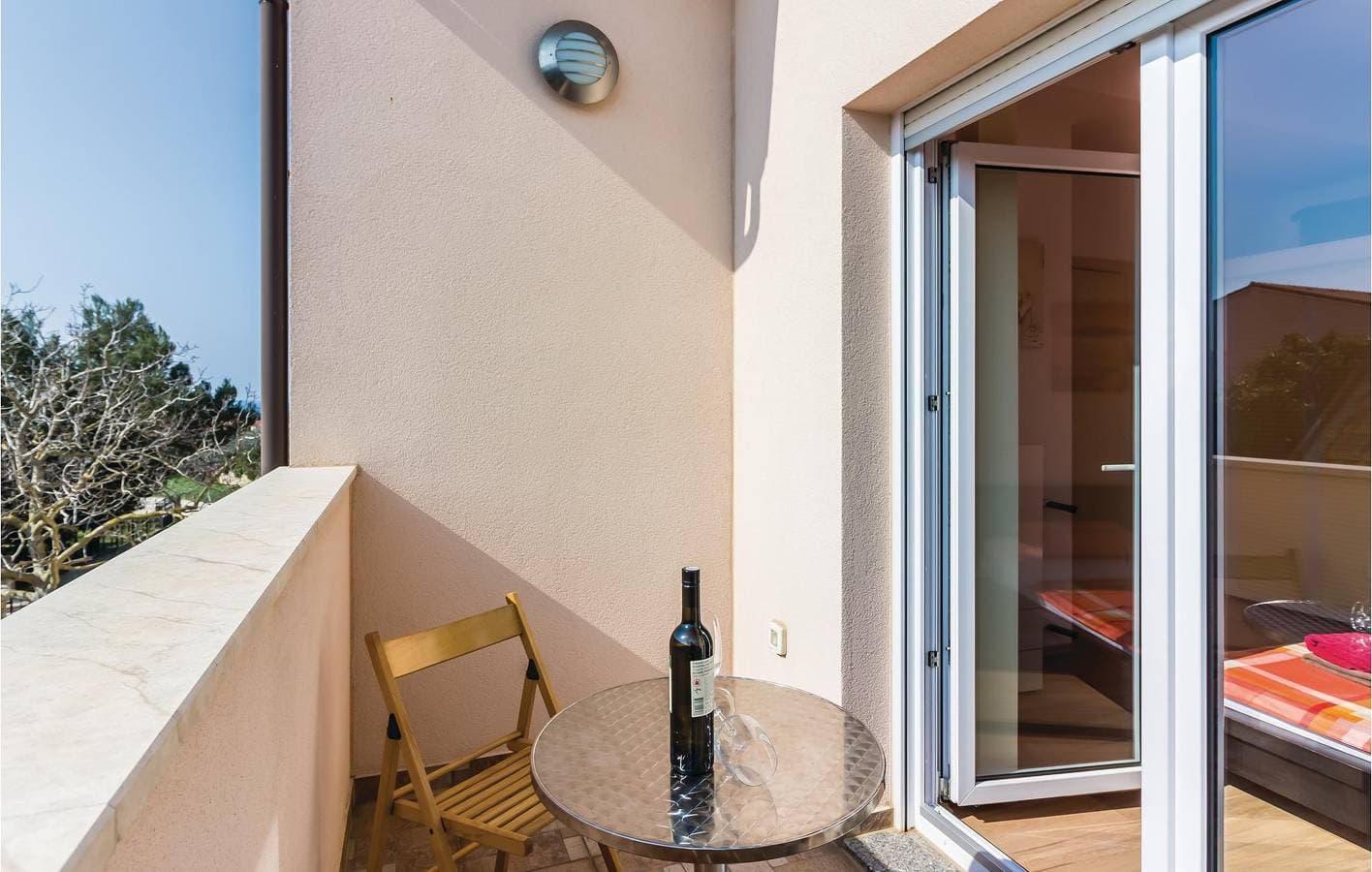 Foto 11 von 37: Gemütliche 1-Zimmer-Wohnung mit Meerblick, WLAN und Parkplatz in Fažana