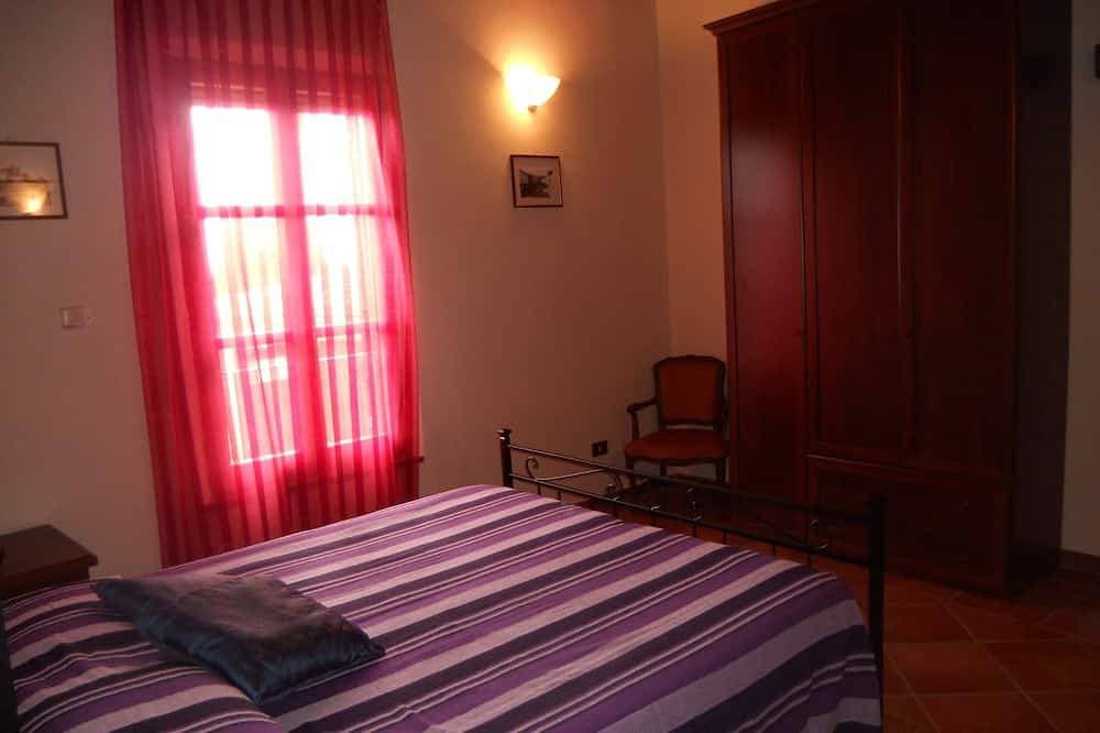 Foto 2 von 26: Wohnung in ein paar Kilometer vom Zentrum Farmhaus