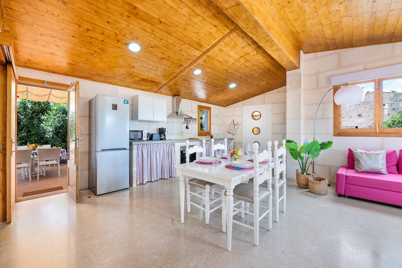 Foto 5 von 22: Ferienhaus "Biniaco" mit privatem Pool, 2 privaten Terrassen und WLAN